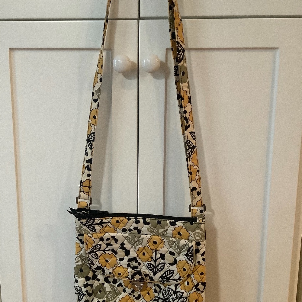 Vera Bradley cross body purse